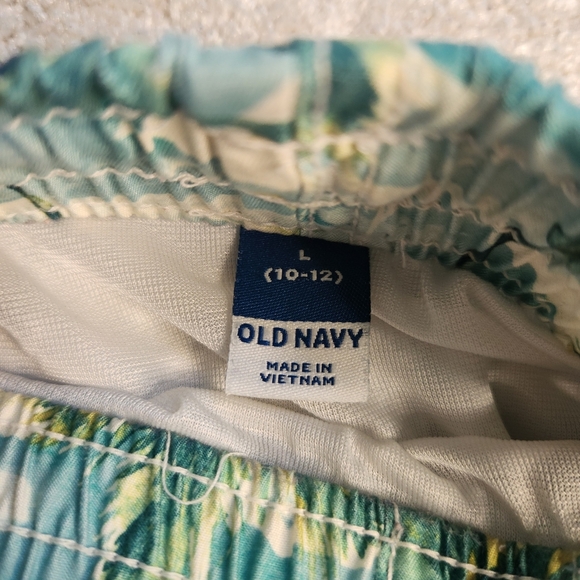 Old Navy Boys' Tropical Print Swim Trunks Size 10/12 Large - Picture 3 of 11